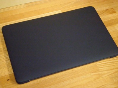 INCIPIOのケース装着後のMacBookAir