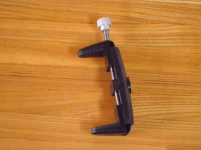 iPhone三脚固定ホルダー