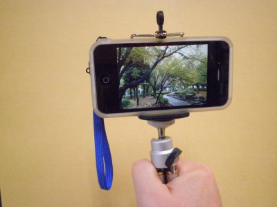 8倍光学望遠レンズセットのネジ式ホルダーにiPhone4sを装着その２