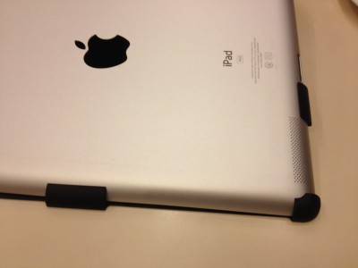 iPadキーボードワクシリコンを装着した際のiPad裏面