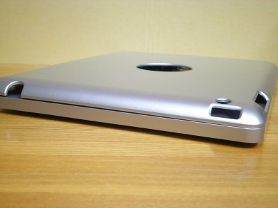 「NoteBookCase for iPad2」の側面 「NoteBookCase for iPad2」の側面