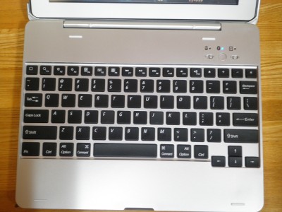 「NoteBookCase for iPad2」のキーボード配列 「NoteBookCase for iPad2」のキーボード配列