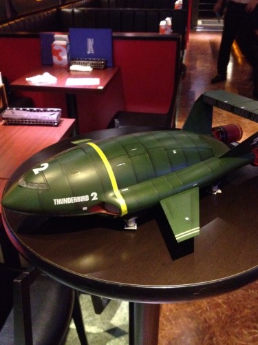 超大型サンダーバード2号