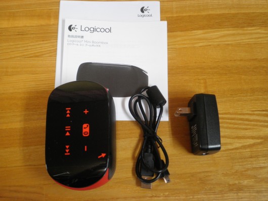 Logicool Mini Boombox TS500内容物