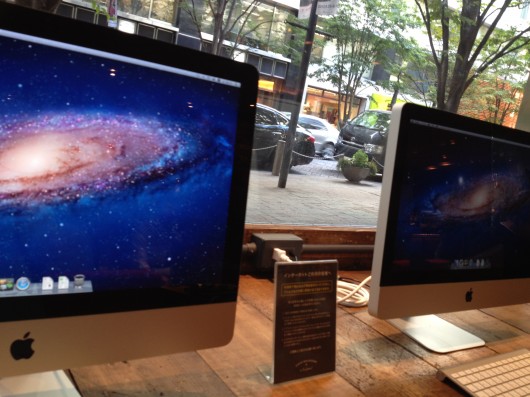 「CAFE SALVADOR」のiMAC 「CAFE SALVADOR」のiMAC