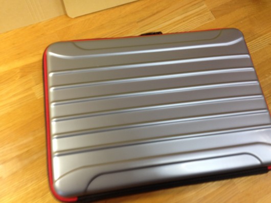 king color collection ラップトップ PC用キャリングケースの外観その2