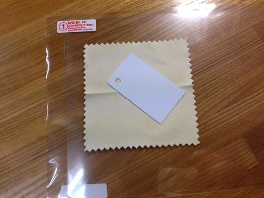 ダイソーのiPad mini用防指紋保護フィルム内容物 ダイソーのiPad mini用防指紋保護フィルム内容物