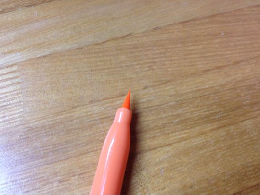無印良品のカラー筆ペンセット、筆ペン側