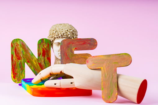 【注目】NFTとは？NFT アートの始め方や作り方を解説します